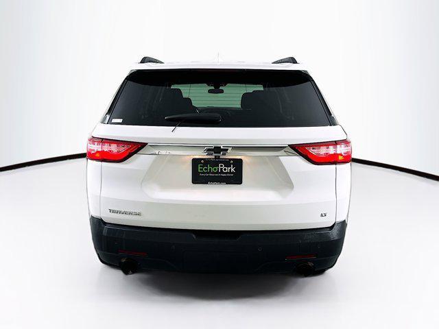 Photo of 2020 Summit White Chevrolet Traverse