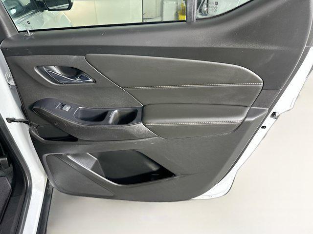 Photo of 2020 Summit White Chevrolet Traverse