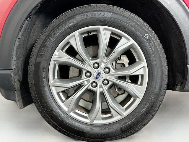 Photo of 2023 Rapid Red Metallic Tinted Clearcoat Ford Explorer