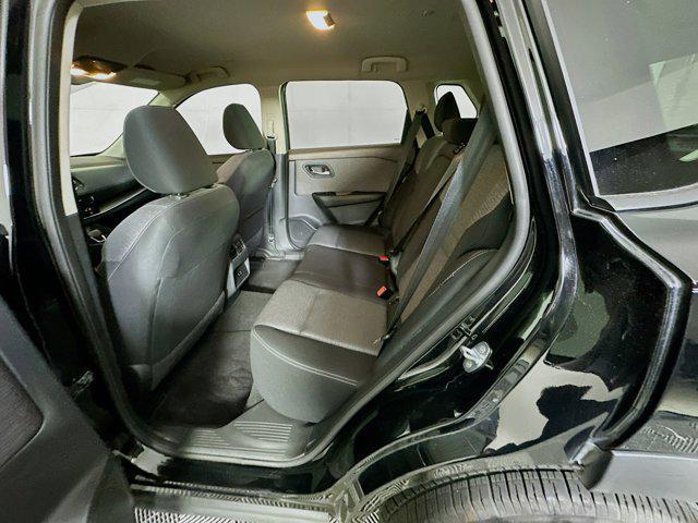 Photo of 2023 Super Black Nissan Rogue