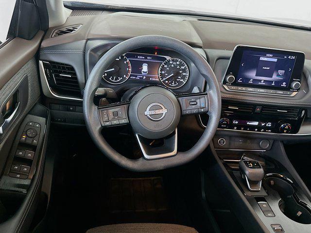 Photo of 2023 Super Black Nissan Rogue