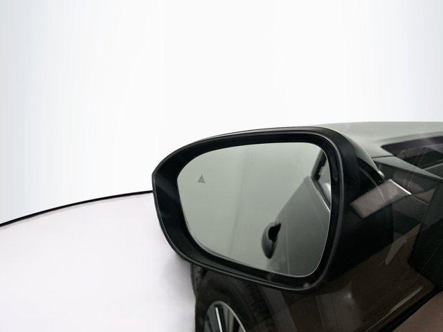 Photo of 2023 Super Black Nissan Rogue