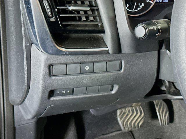 Photo of 2023 Super Black Nissan Rogue