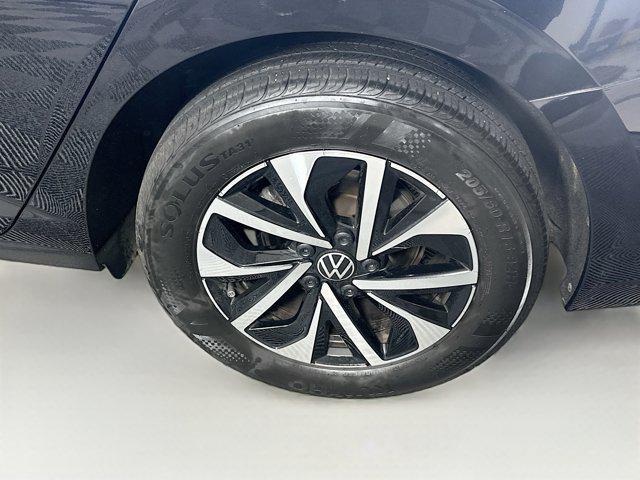 Photo of 2024 Deep Black Pearl Volkswagen Jetta