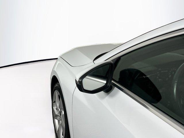 Photo of 2024 Glacier White Metallic Audi A3