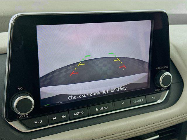 Photo of 2025 Everest White Pearl Nissan Rogue