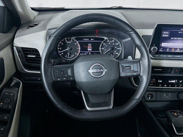 Photo of 2025 Everest White Pearl Nissan Rogue