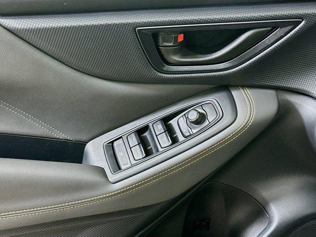 Photo of 2024 Magnetite Gray Metallic Subaru Forester