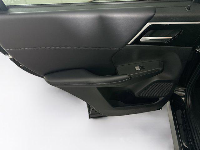 Photo of 2024 Black Diamond Mitsubishi Outlander