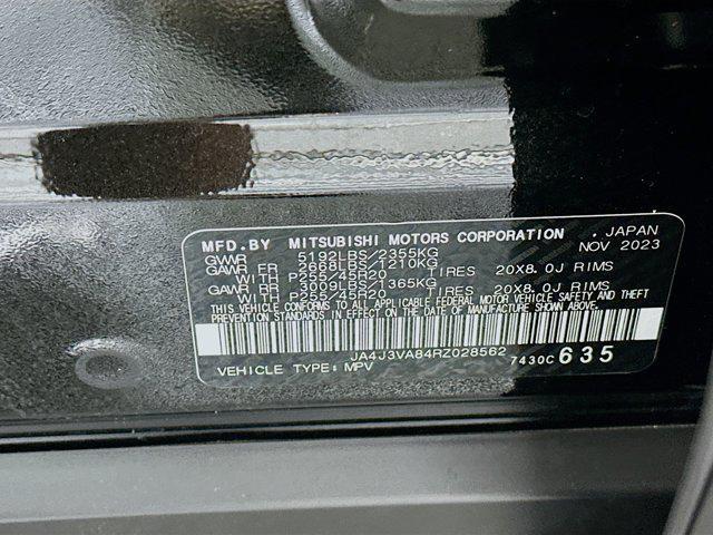 Photo of 2024 Black Diamond Mitsubishi Outlander