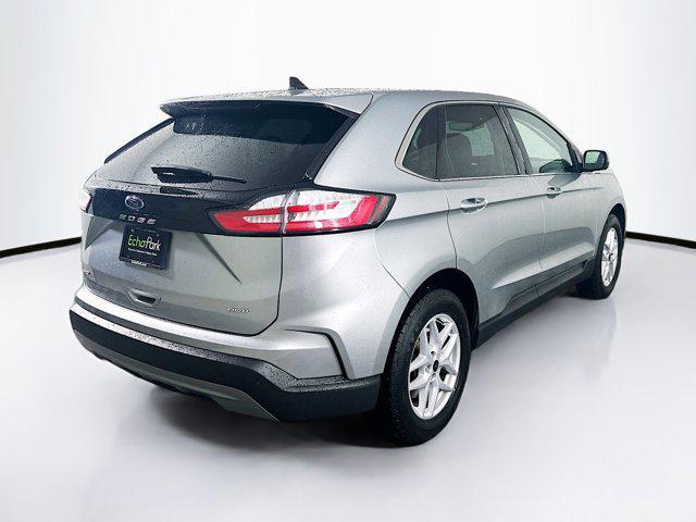 Photo of 2023 Iconic Silver Metallic Ford Edge