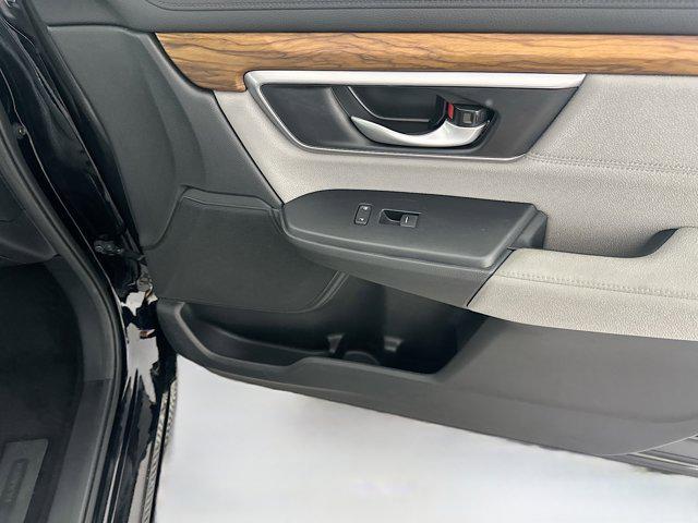 Photo of 2020 Crystal Black Pearl Honda CR-V
