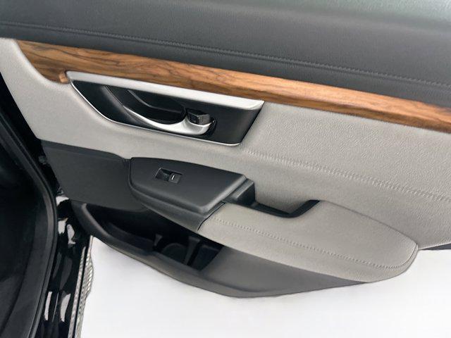 Photo of 2020 Crystal Black Pearl Honda CR-V