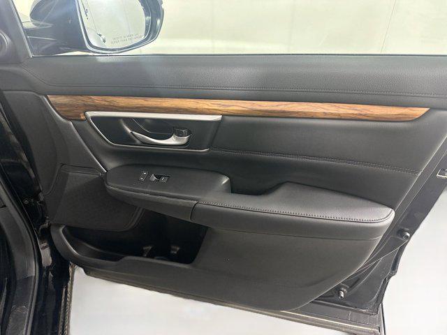 Photo of 2022 Crystal Black Pearl Honda CR-V