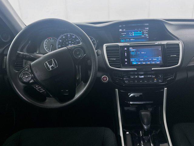 Photo of 2017 Lunar Silver Metallic Honda Accord