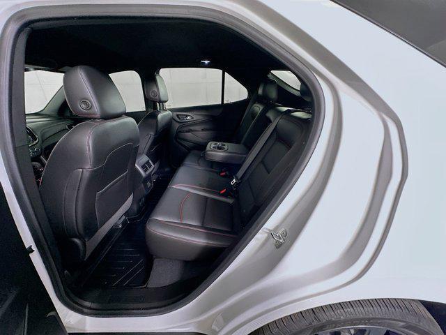 Photo of 2022 Summit White Chevrolet Equinox
