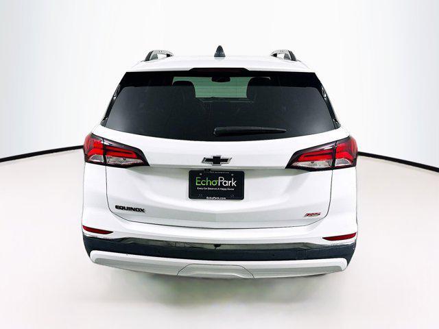 Photo of 2022 Summit White Chevrolet Equinox