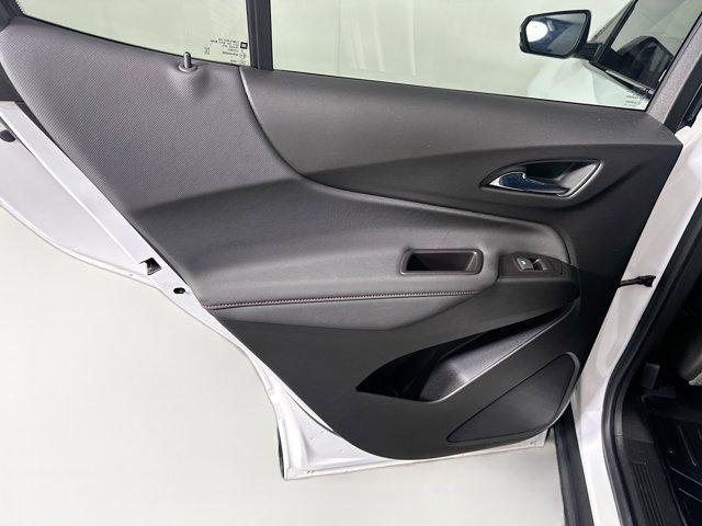Photo of 2022 Summit White Chevrolet Equinox