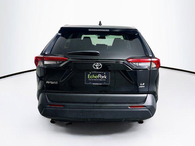 Photo of 2024 Midnight Black Metallic Toyota RAV4