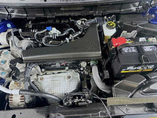 Photo of 2018 Caspian Blue Nissan Rogue