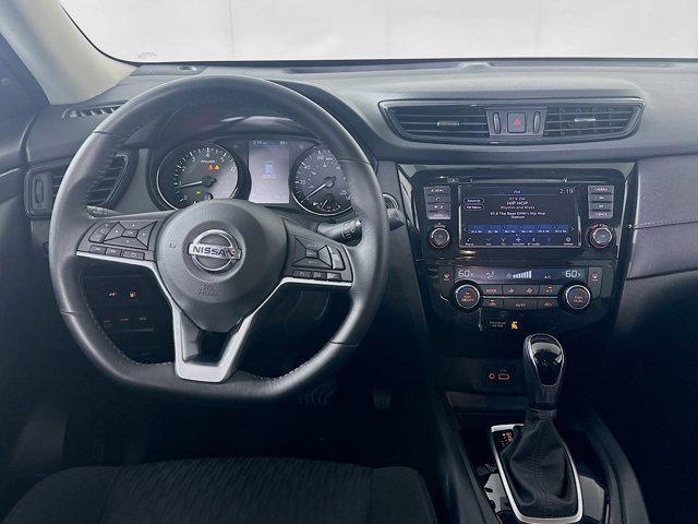 Photo of 2018 Caspian Blue Nissan Rogue