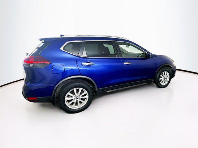 Photo of 2018 Caspian Blue Nissan Rogue