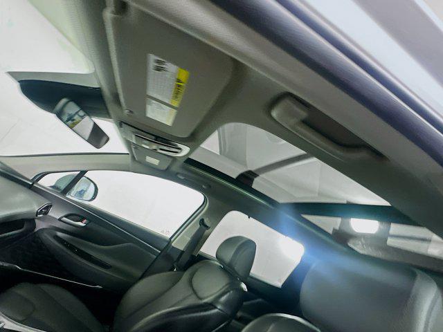 Photo of 2023 Shimmering Silver Hyundai SANTA FE