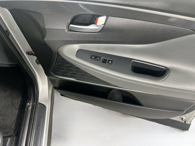 Photo of 2023 Shimmering Silver Hyundai SANTA FE
