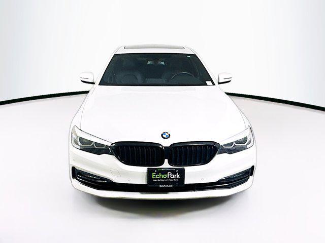 Photo of 2018 Alpine White BMW 530e