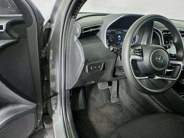 Photo of 2024 Hampton Gray Hyundai SANTA CRUZ