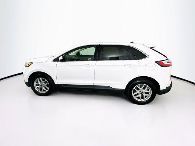 Photo of 2024 Oxford White Ford Edge