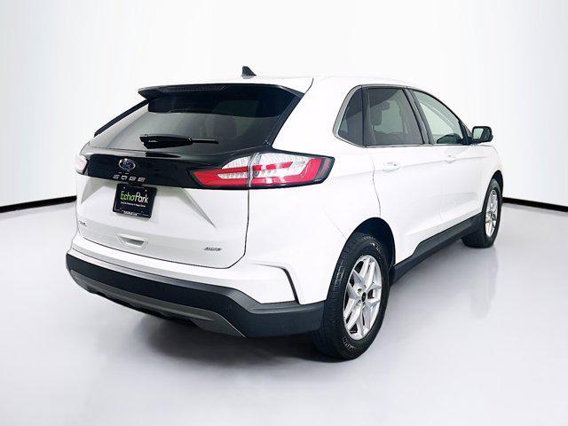 Photo of 2024 Oxford White Ford Edge
