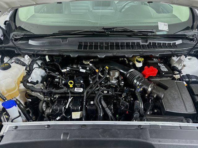 Photo of 2024 Oxford White Ford Edge