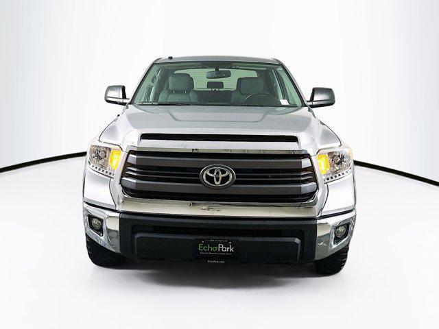 Photo of 2015 Silver Sky Metallic Toyota Tundra