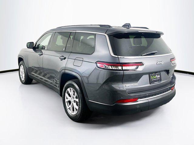 Photo of 2022 Baltic Gray Metallic Clearcoat Jeep Grand Cherokee L