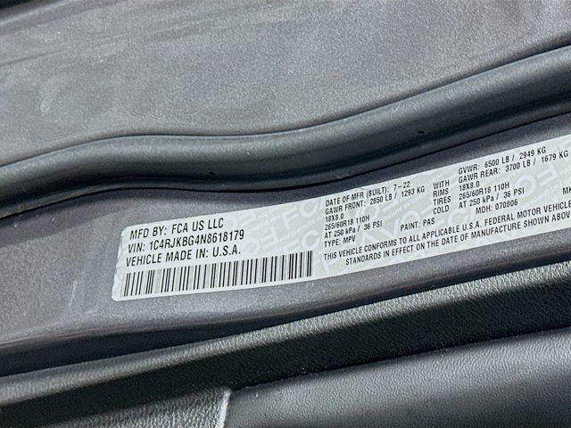 Photo of 2022 Baltic Gray Metallic Clearcoat Jeep Grand Cherokee L