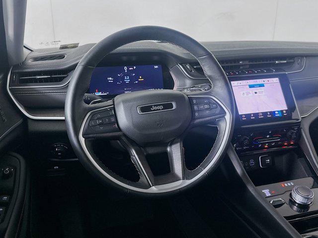 Photo of 2022 Baltic Gray Metallic Clearcoat Jeep Grand Cherokee L