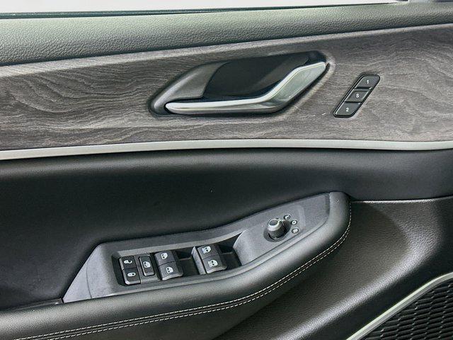 Photo of 2022 Baltic Gray Metallic Clearcoat Jeep Grand Cherokee L