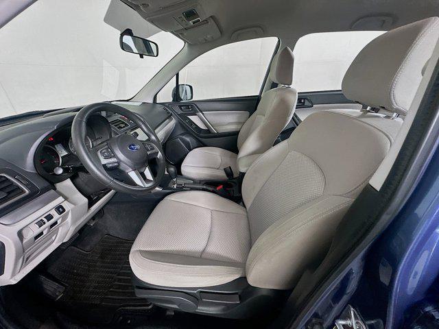 Photo of 2017 Quartz Blue Pearl Subaru Forester