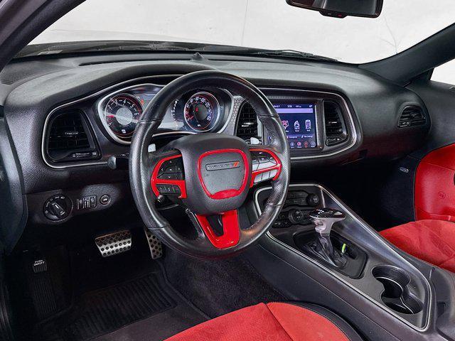 Photo of 2018 Pitch Black Clearcoat Dodge Challenger