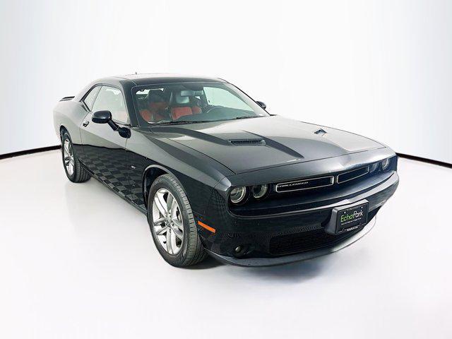 Photo of 2018 Pitch Black Clearcoat Dodge Challenger