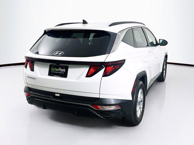 Photo of 2024 White Pearl Hyundai TUCSON