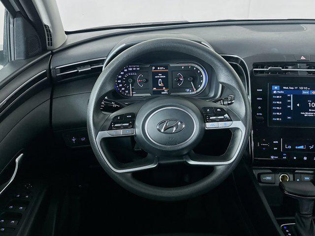 Photo of 2024 White Pearl Hyundai TUCSON