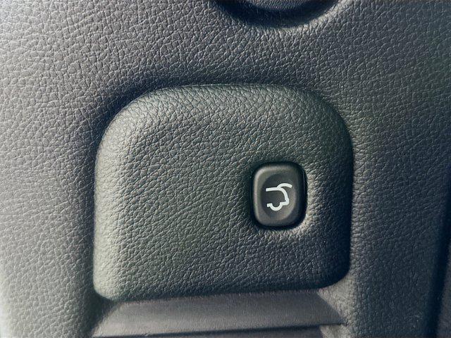 Photo of 2023 White Knuckle Clearcoat Dodge Durango