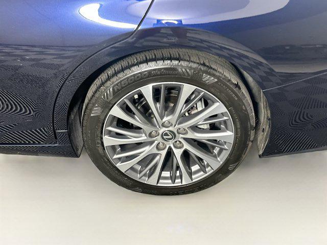 Photo of 2021 Nightfall Mica Lexus ES 350