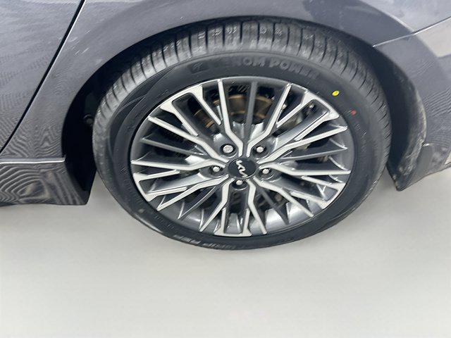 Photo of 2023 Gravity Gray Kia Forte