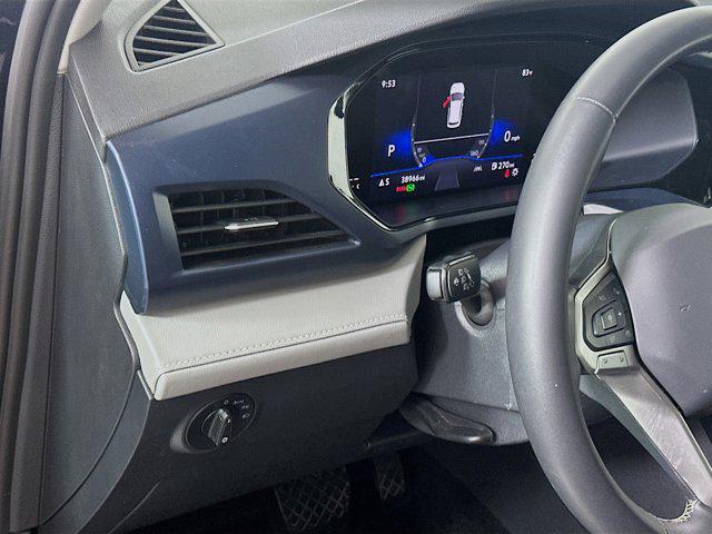 Photo of 2024 Deep Black Pearl Volkswagen Taos