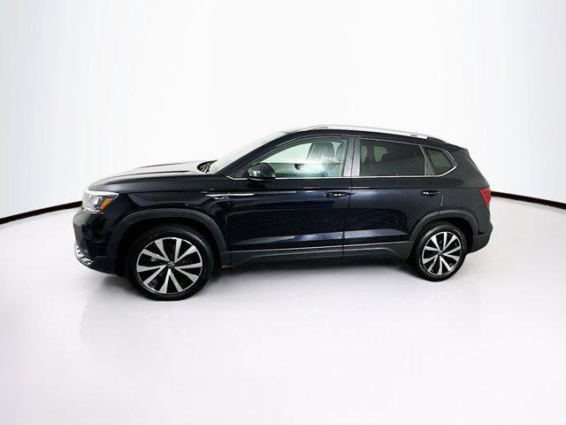 Photo of 2024 Deep Black Pearl Volkswagen Taos