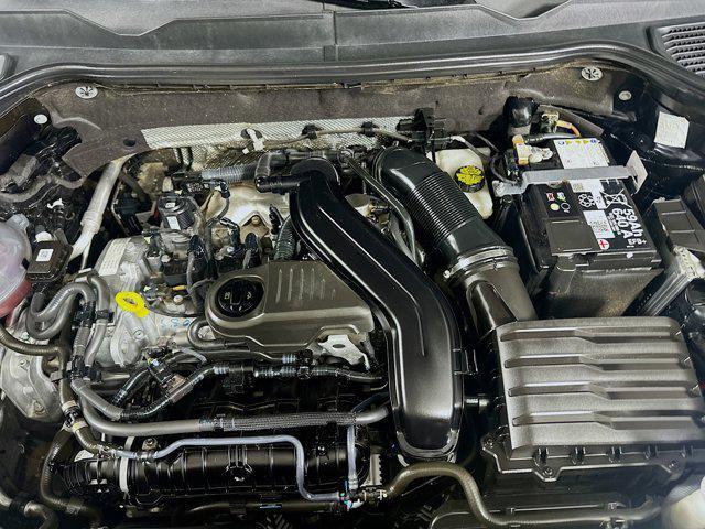 Photo of 2024 Deep Black Pearl Volkswagen Taos