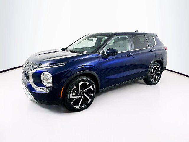 Photo of 2024 Cosmic Blue Metallic Mitsubishi Outlander